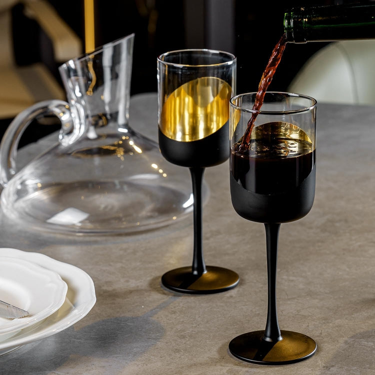 Tilted Wine Glass Set