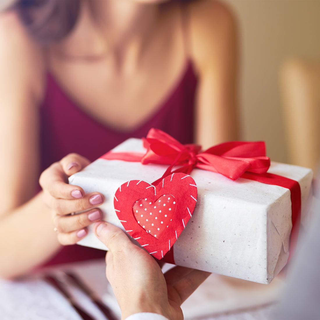 Valentine's Gift Ideas for Her 2023