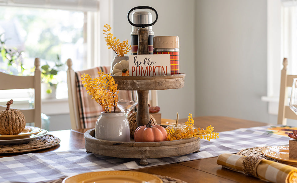 Thanksgiving table