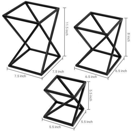 https://www.mygift.com/cdn/shop/products/geometric-matte-black-metal-pizza-display-riser-stands-set-of-3-7.jpg?v=1593157234